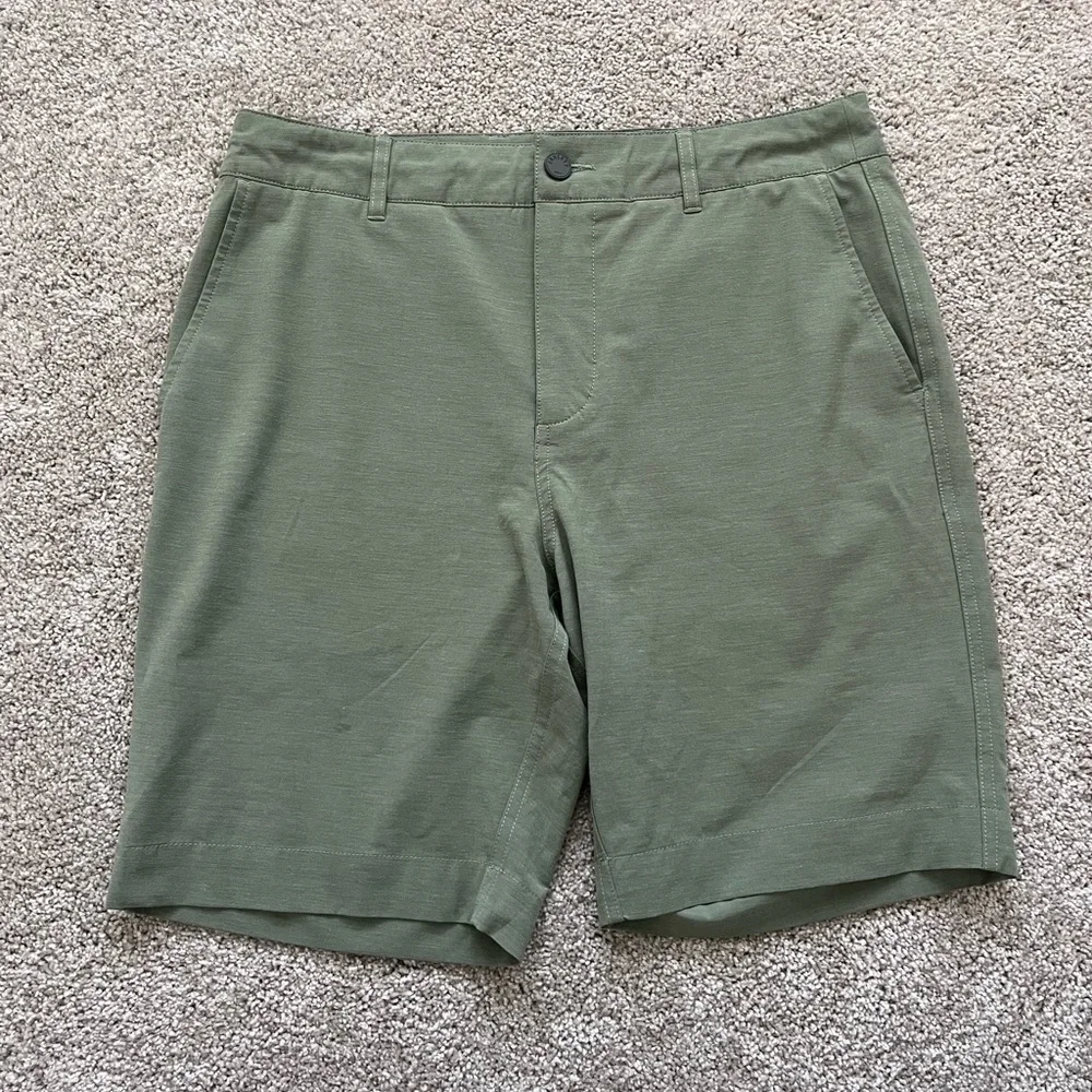 Faherty Men’s All Day Belt Loop Shorts Size 31 Olive Casual Summer Shorts